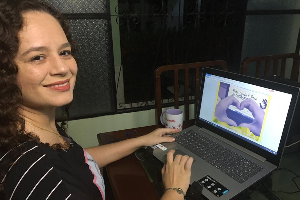 Leia mais sobre o artigo Livro eletrônico de prevenção ao suicídio, de autoria de Marcelle Wottrich, foi lançado no Setembro Amarelo